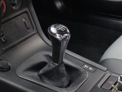 Used 1997 BMW Z3 1.9 image 14