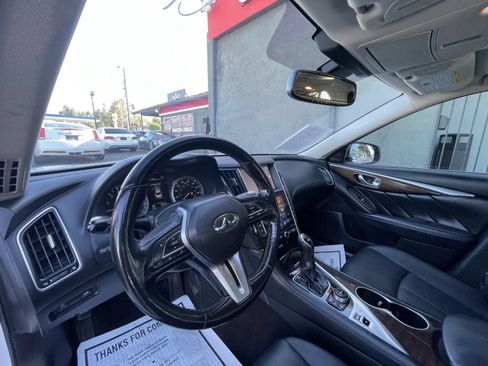 Used 2018 INFINITI Q50 Luxe w/ Cargo Package (L95) RWD image 10