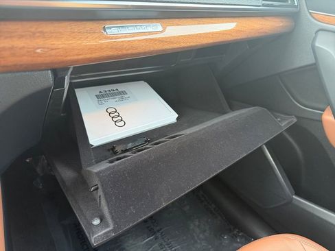 Used 2022 Audi Q5 2.0T Premium Plus w/ Premium Plus Package image 24