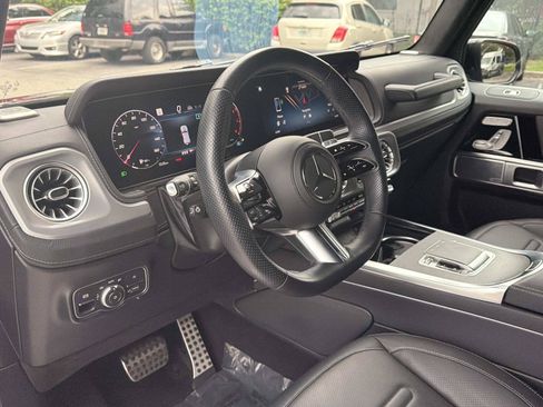 Certified 2025 Mercedes-Benz G 550 image 33
