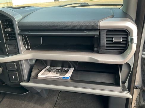 Used 2023 Ford F150 XLT RWD image 32