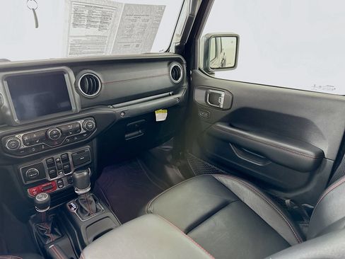Used 2020 Jeep Gladiator Rubicon AWD/4WD image 24
