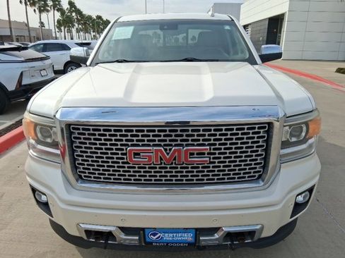Used 2015 GMC Sierra 1500 Denali w/ Driver Alert Package image 2