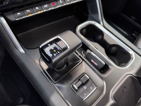 Certified 2022 GMC Sierra 1500 Denali image 22