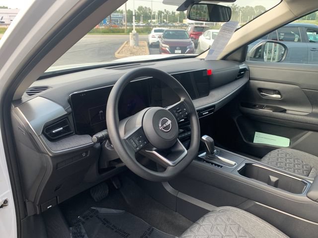 New 2026 Nissan Kicks SV w/ Cold Weather Package FWD image 10