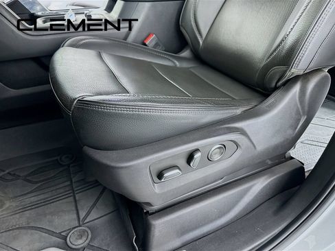 Used 2024 GMC Sierra 2500 Denali w/ Denali Reserve Package AWD/4WD image 30
