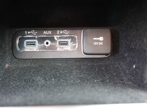 Used 2018 Jeep Grand Cherokee Limited AWD/4WD image 50