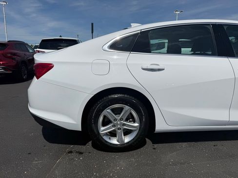 Used 2023 Chevrolet Malibu LT FWD image 27