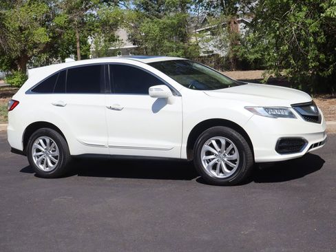 Used 2016 Acura RDX AWD w/ Technology Package image 2