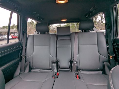 Used 2021 Lexus GX 460 Premium image 9