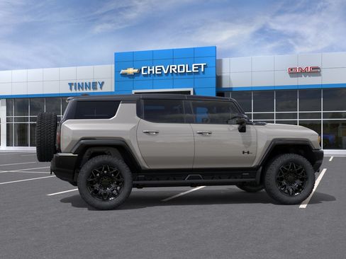New 2026 GMC Hummer EV SUV w/ LPO, Dark Essentials Package AWD/4WD image 29