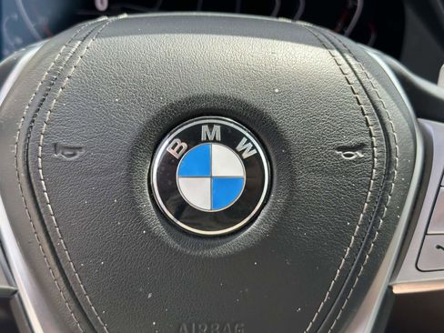Used 2019 BMW X7 xDrive40i w/ Premium Package AWD/4WD image 24