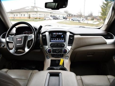 Used 2019 GMC Yukon XL SLT w/ Open Road Package image 23