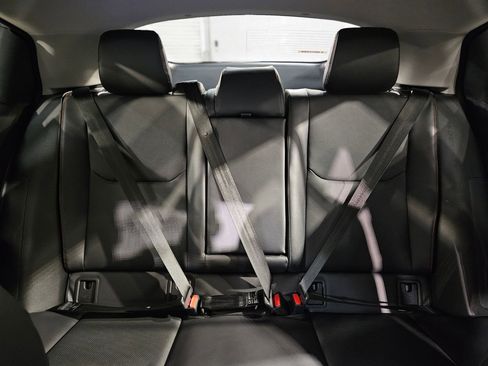 New 2026 Toyota Prius Plug-In Hybrid image 10