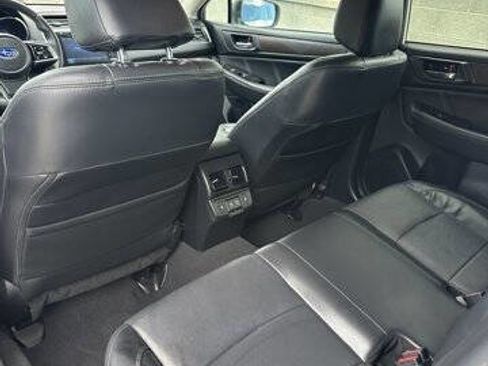 Used 2019 Subaru Outback 2.5i Limited AWD/4WD image 22