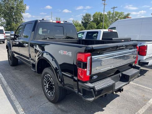 Used 2023 Ford F250 Platinum AWD/4WD image 9