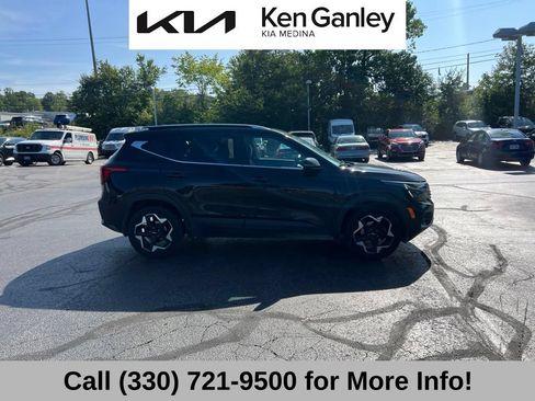 Used 2024 Kia Seltos EX FWD image 5