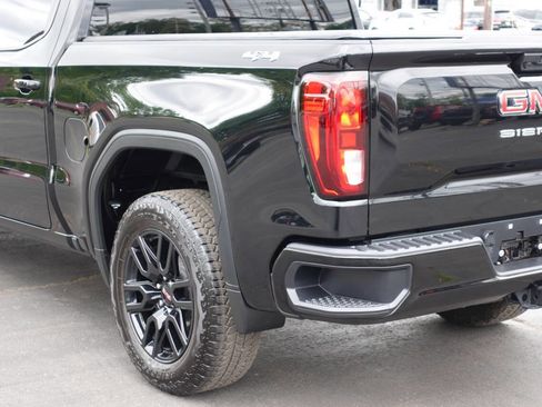 Used 2025 GMC Sierra 1500 Elevation AWD/4WD image 10