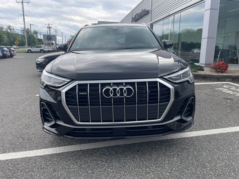Certified 2025 Audi Q3 2.0T Premium Plus w/ Premium Plus Package AWD/4WD image 2