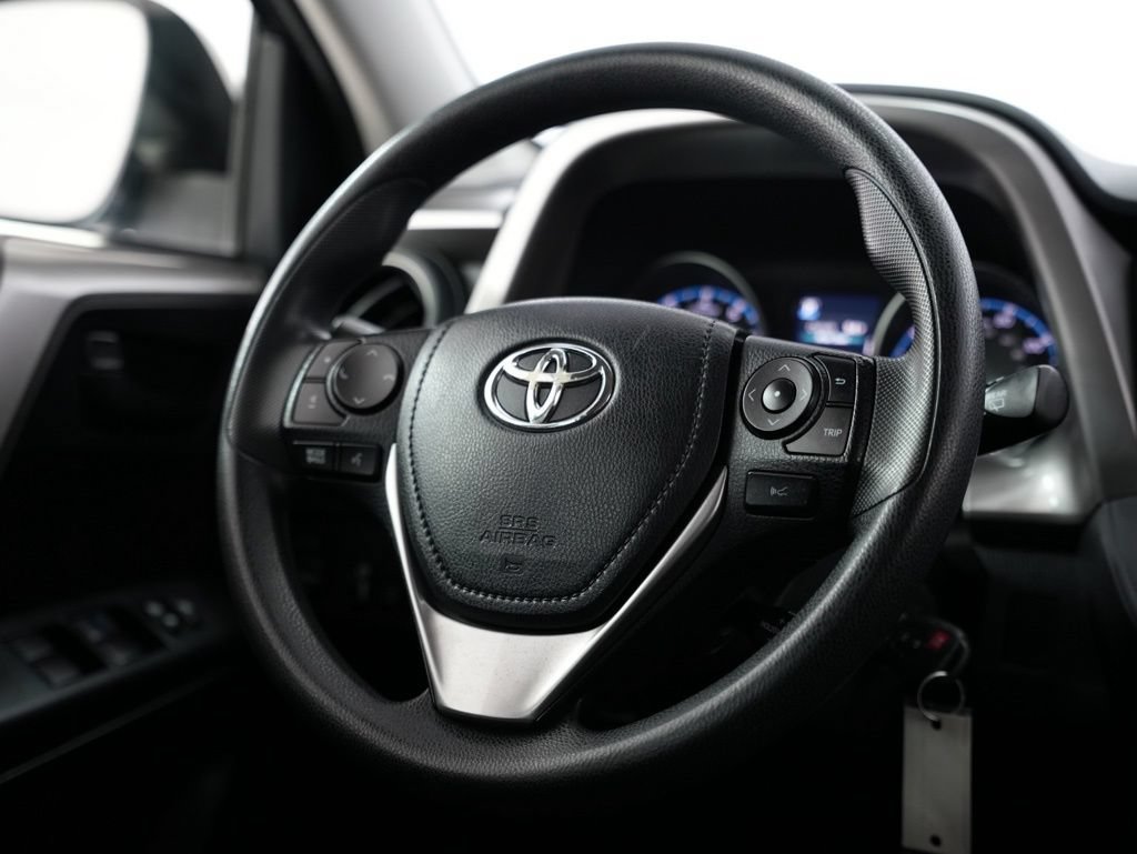 Used 2018 Toyota RAV4 LE w/ All Weather Liner Package AWD/4WD image 11