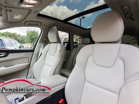 Used 2023 Volvo XC60 B5 Plus w/ Climate Package AWD/4WD image 17