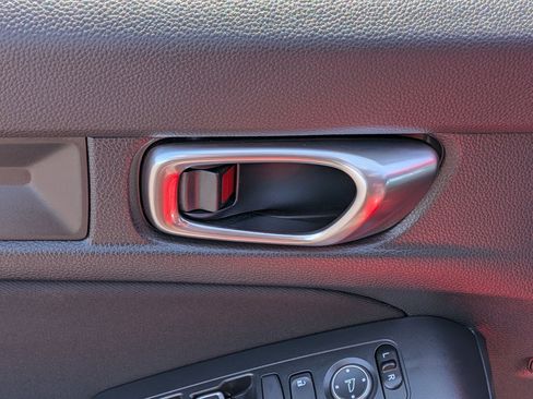 Used 2025 Honda Civic Sport image 12