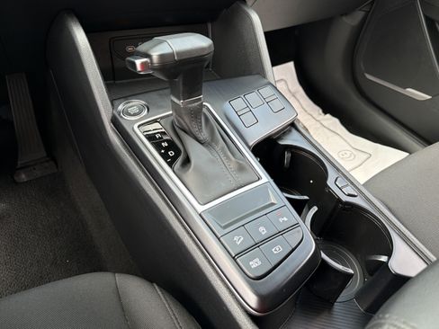 Certified 2026 Kia Sportage LX FWD image 17