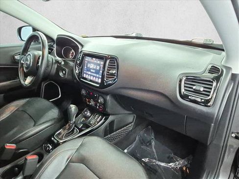 Used 2018 Jeep Compass Limited AWD/4WD image 24