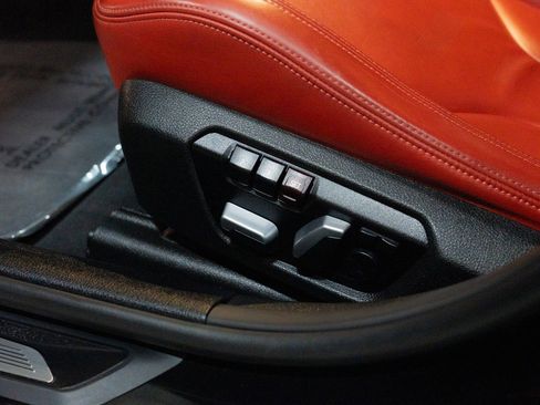 Used 2018 BMW M3 image 24