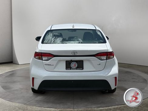 Used 2024 Toyota Corolla LE FWD image 6