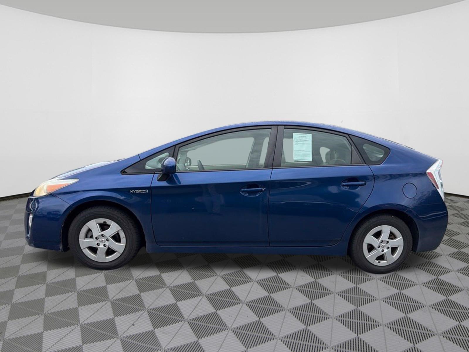 Used 2011 Toyota Prius Three FWD image 4