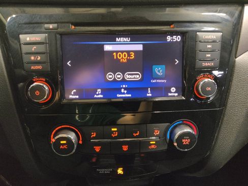 Used 2020 Nissan Rogue Sport S FWD image 25