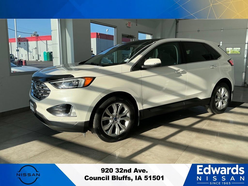 Used 2021 Ford Edge Titanium AWD/4WD image 5