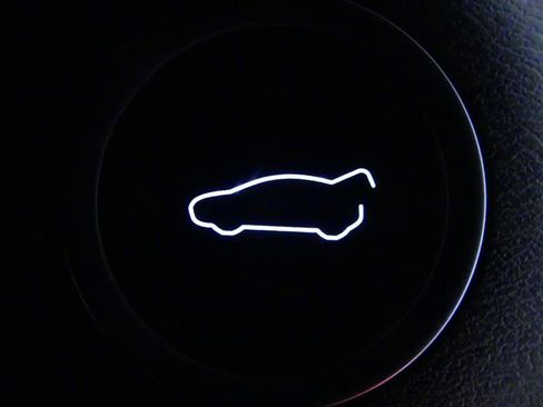 Used 2016 Tesla Model X 90D image 19