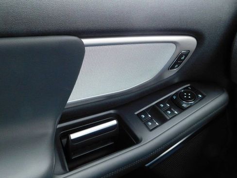 New 2026 Ford Expedition Active image 38