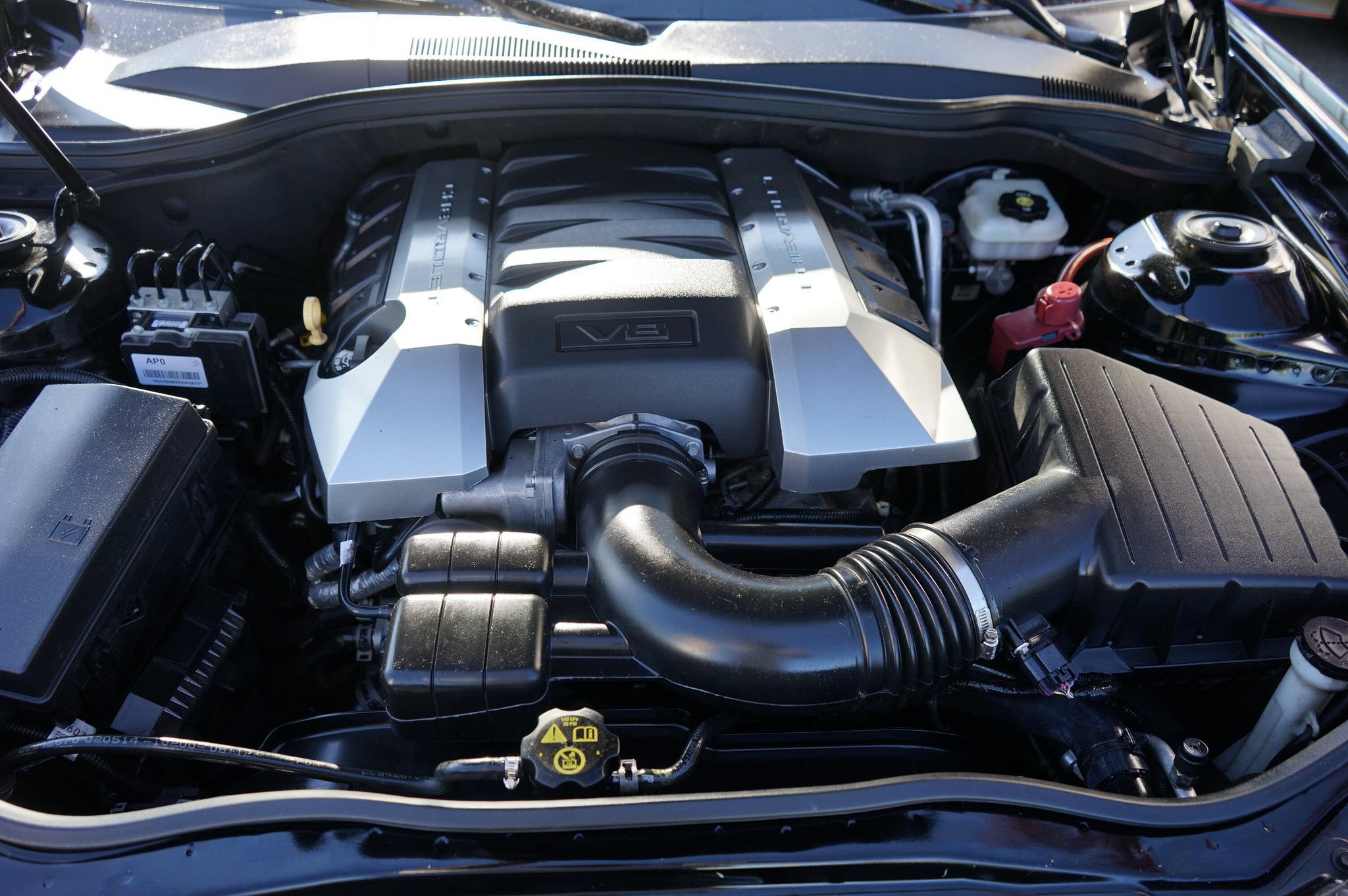 Used 2014 Chevrolet Camaro SS RWD image 10