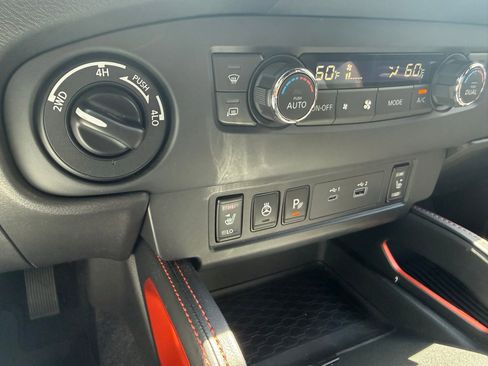 Used 2023 Nissan Frontier PRO-4X w/ Pro Convenience Package image 17