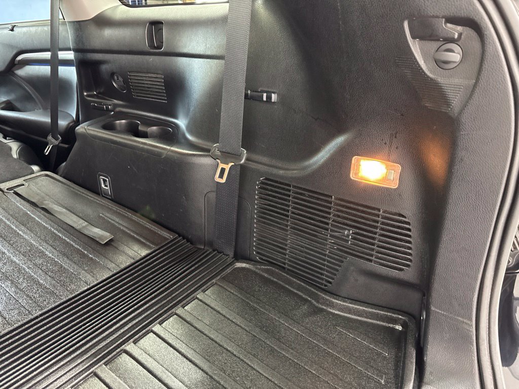 Used 2019 Toyota Highlander SE AWD/4WD image 55