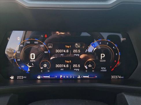 Used 2024 Chevrolet Colorado W/T image 11