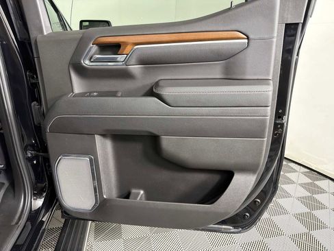 Used 2023 GMC Sierra 1500 Denali w/ Technology Package image 15