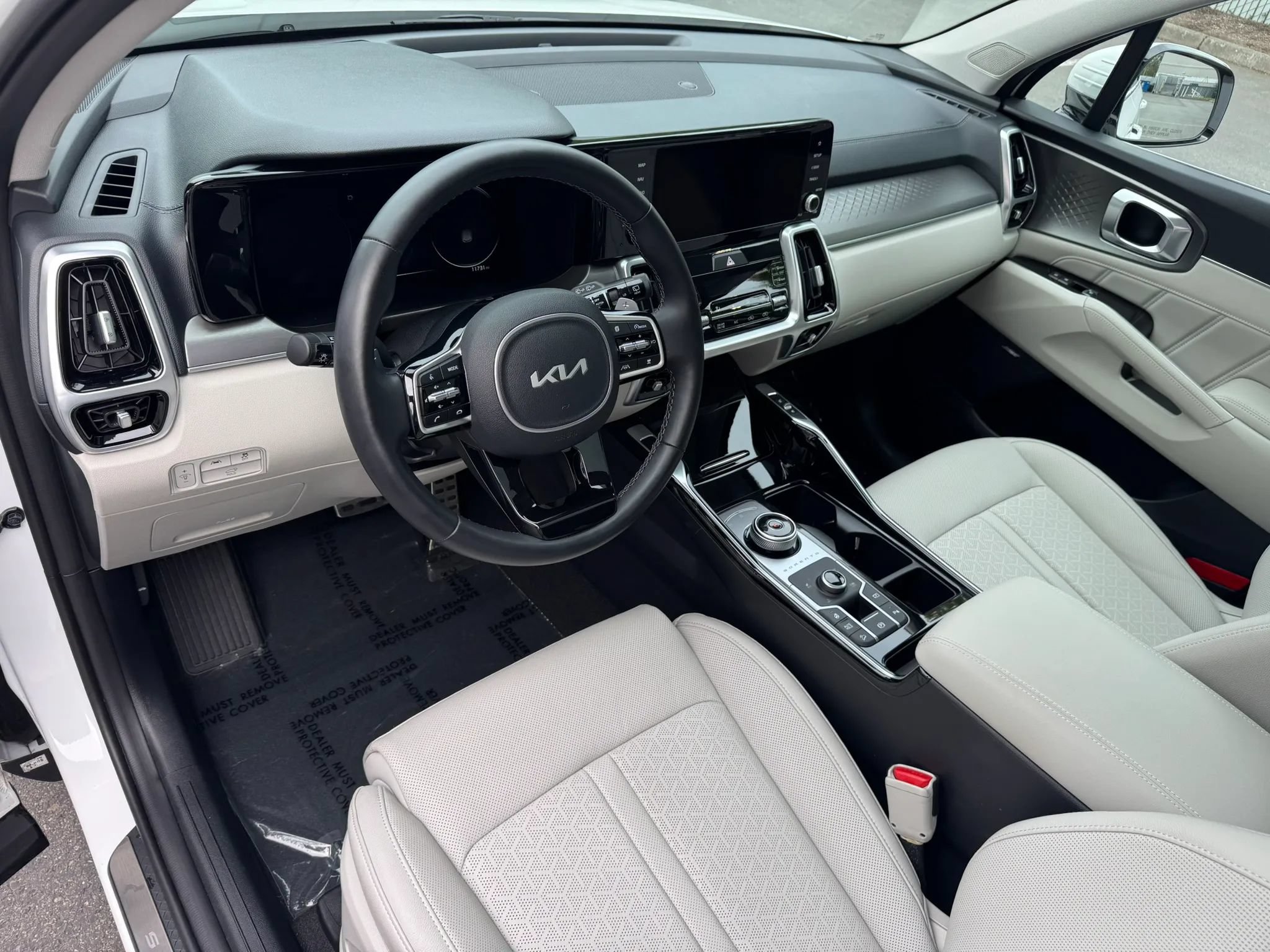 Used 2023 Kia Sorento SX Prestige w/ Panoramic Sunroof Package AWD/4WD image 21