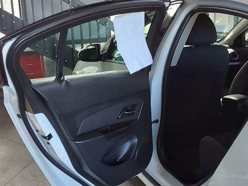 Used 2012 Chevrolet Cruze LT image 15