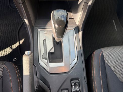 Used 2018 Subaru Crosstrek 2.0i Premium w/ Eyesight System image 25