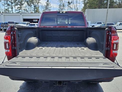 Used 2024 RAM 2500 Limited image 13