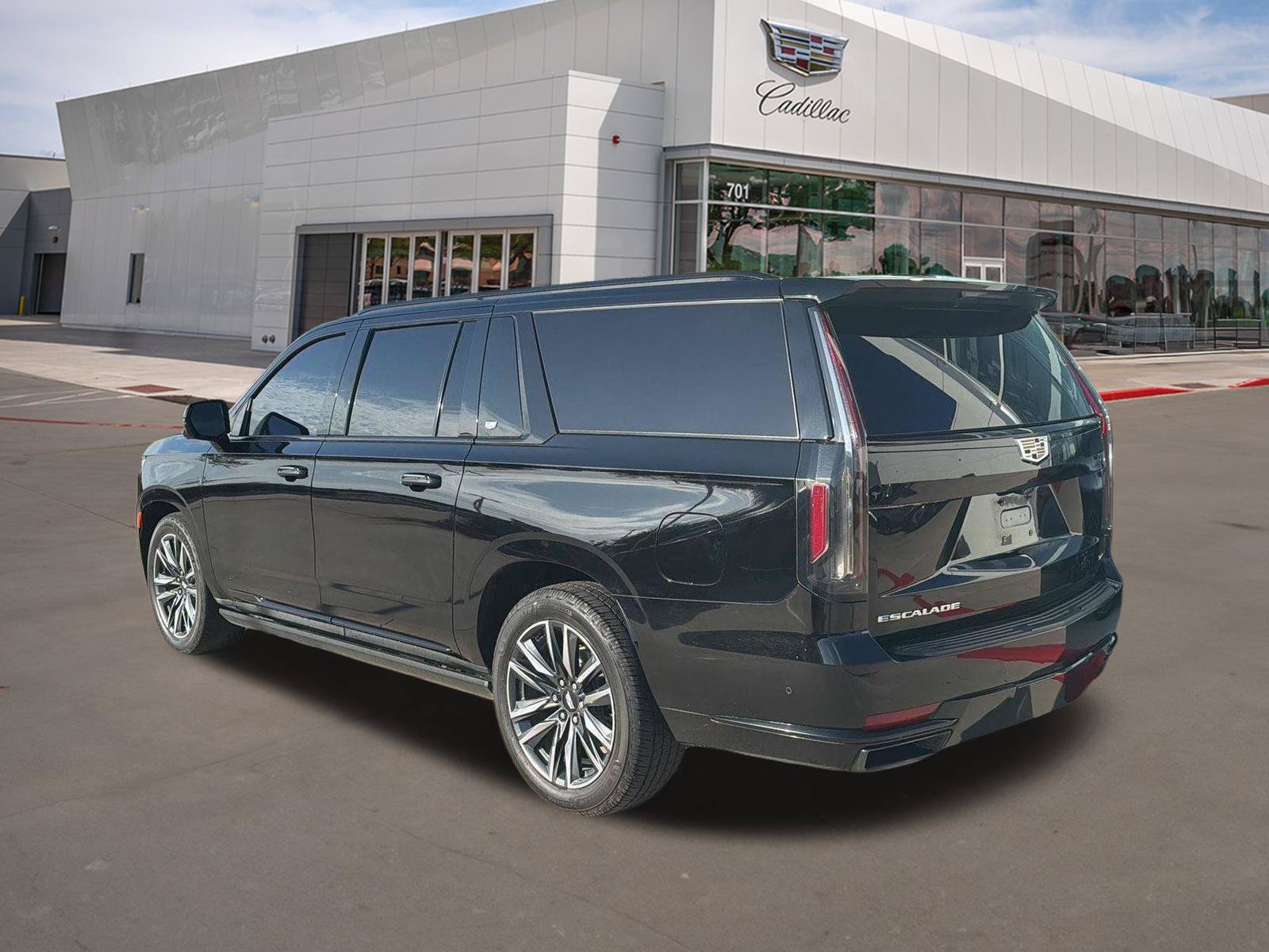 Used 2023 Cadillac Escalade ESV Sport w/ Touring Package AWD/4WD image 36