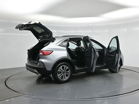 Certified 2022 Ford Escape SEL w/ Technology Package image 6