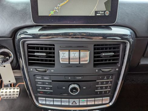 Used 2017 Mercedes-Benz G 63 AMG 4MATIC image 23