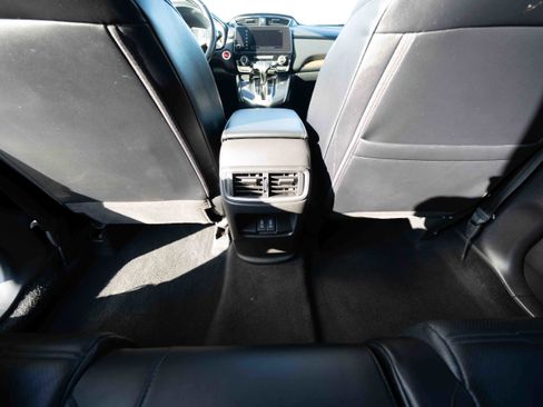 Used 2018 Honda CR-V Touring image 22