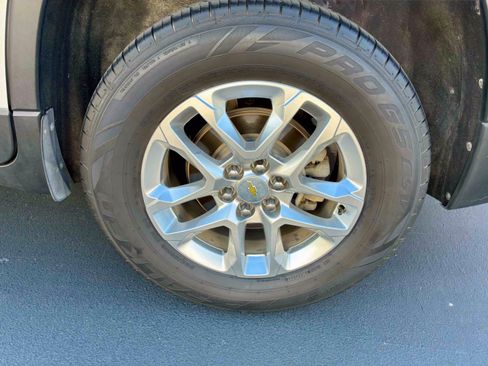 Used 2019 Chevrolet Traverse LS FWD image 14