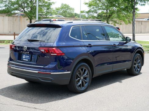 Used 2023 Volkswagen Tiguan SE AWD/4WD image 7